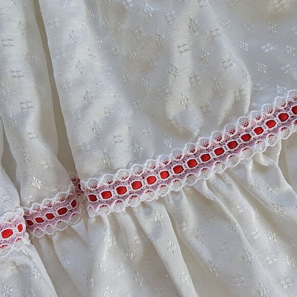 Vintage Fayette Smocked White Red Rose Baby Dress Size 24 Months Holiday - Picture 10 of 10